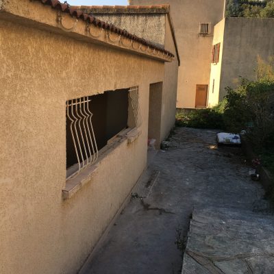 vue depuis l'extérieur après démolition de la façade